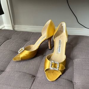 Vintage preowned Manolo Blahnik open-toe heels
